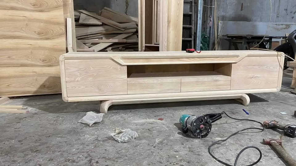 Kệ tivi gỗ thịt đẹp giá rẻ, sang trọng